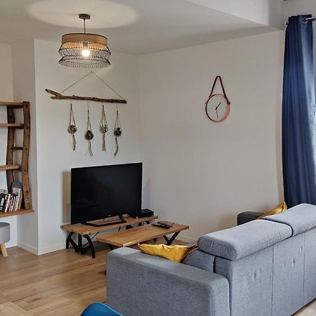 Appartement Duplex Dans Une Ancienne Usine Beaupréau-en-Mauges Kültér fotó