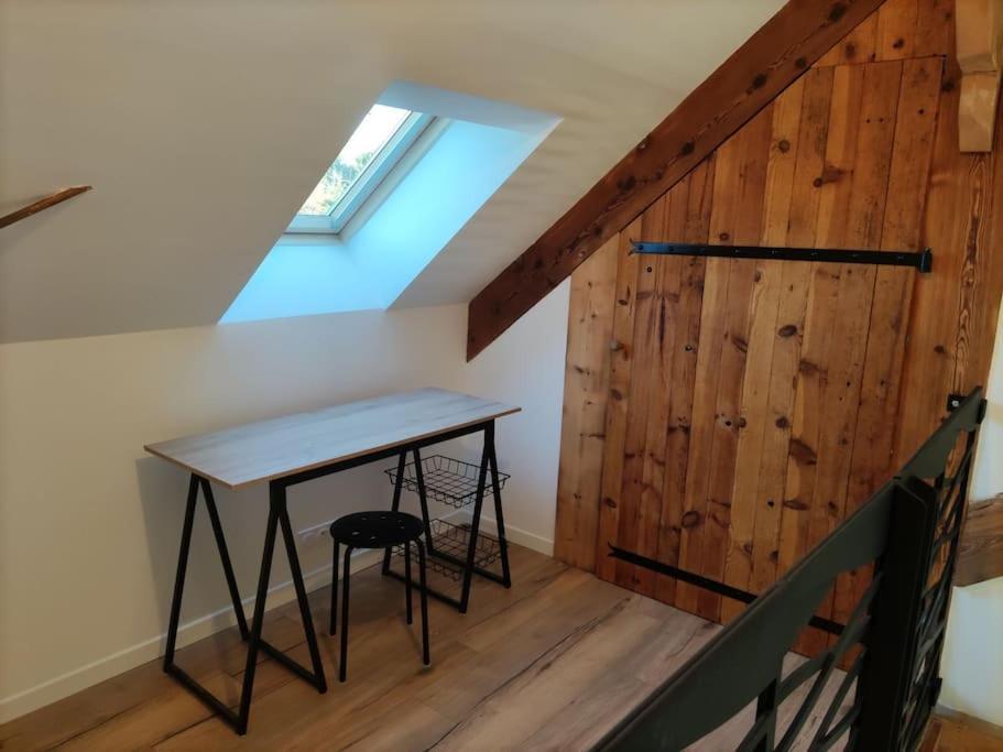 Appartement Duplex Dans Une Ancienne Usine Beaupréau-en-Mauges Kültér fotó