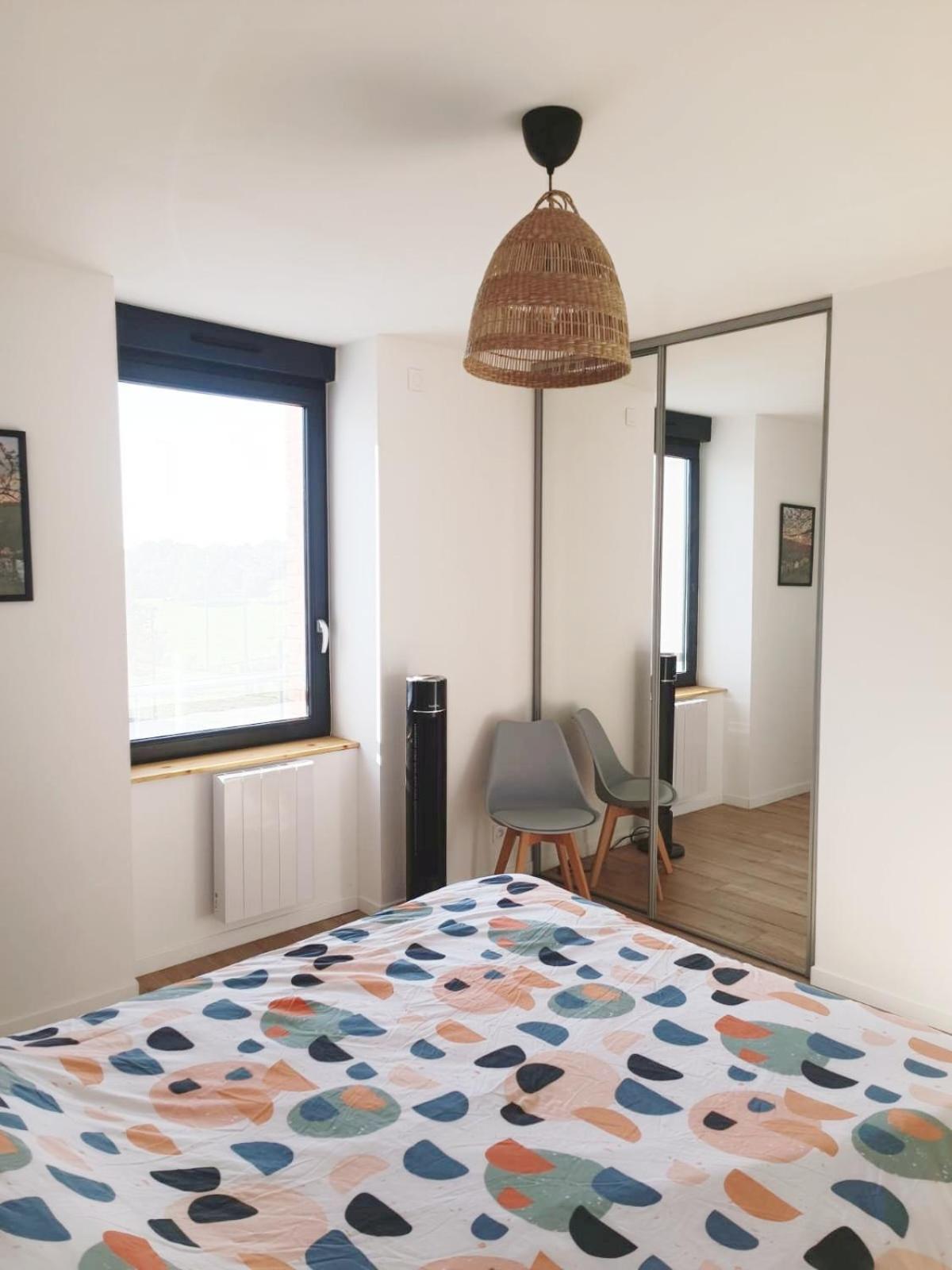 Appartement Duplex Dans Une Ancienne Usine Beaupréau-en-Mauges Kültér fotó