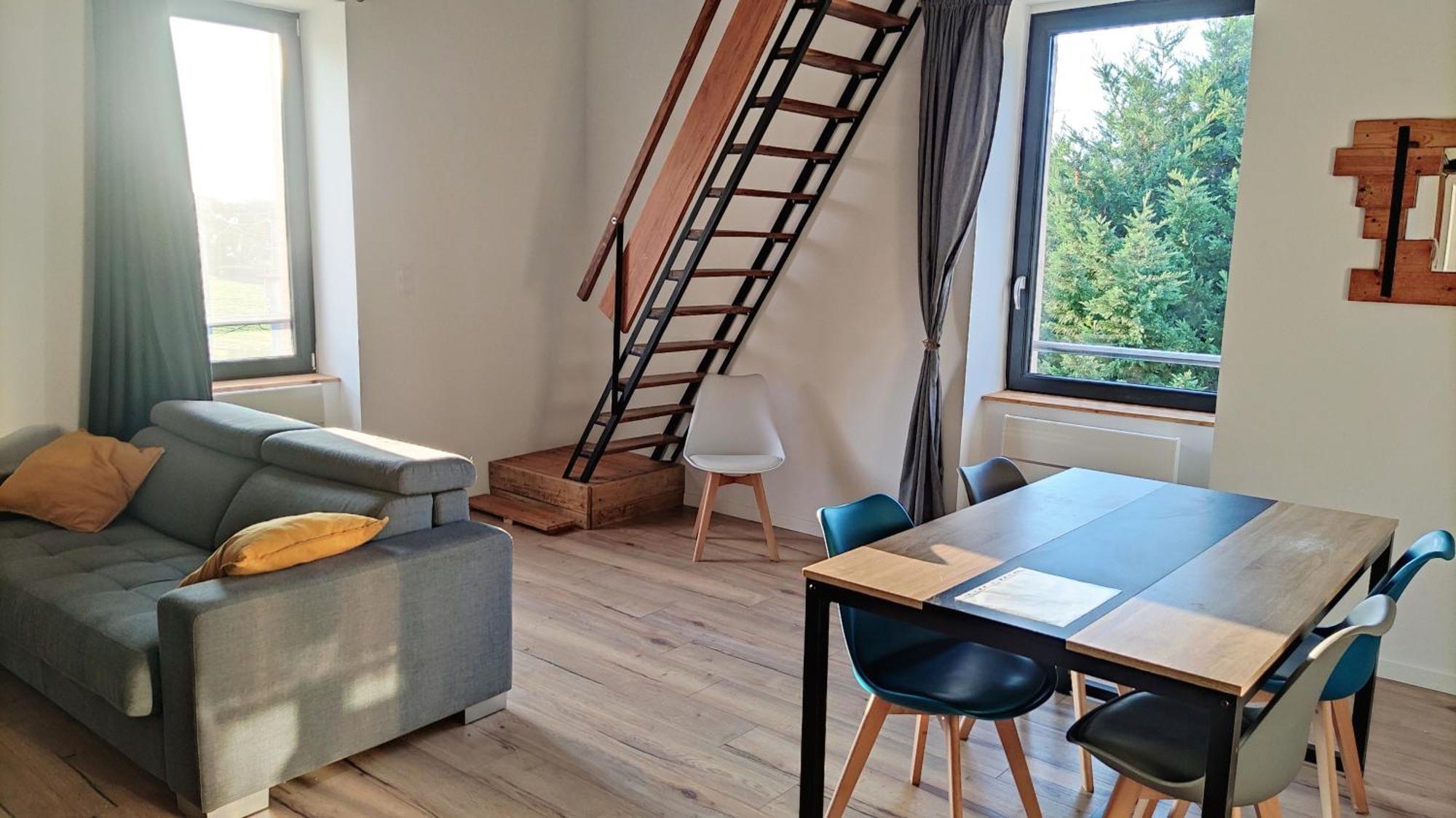 Appartement Duplex Dans Une Ancienne Usine Beaupréau-en-Mauges Kültér fotó