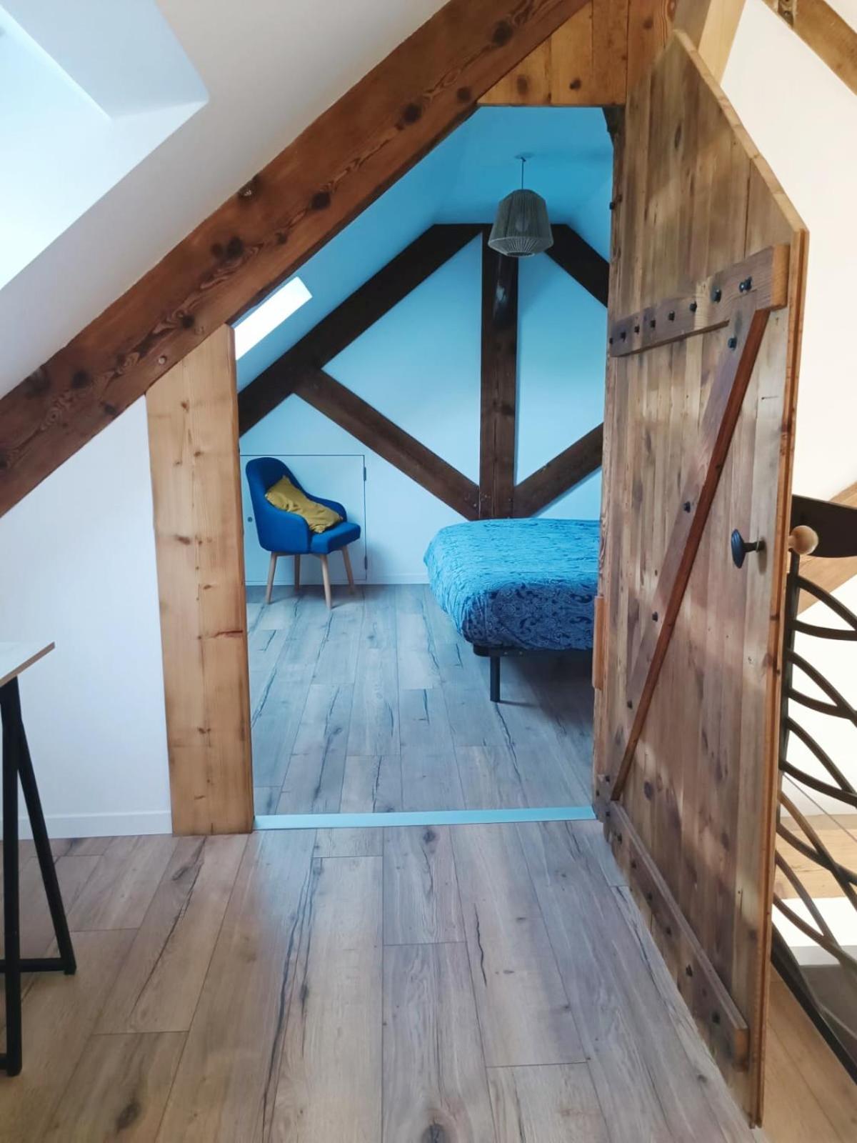 Appartement Duplex Dans Une Ancienne Usine Beaupréau-en-Mauges Kültér fotó